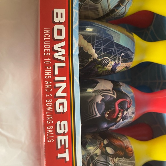 Marvel Spiderman bowling set NIB - Picture 4 of 11